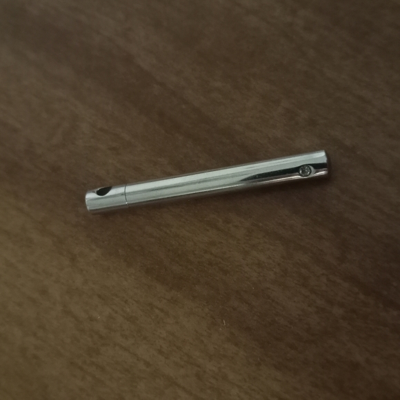 Urn 'Charm' for a necklace - Picture 5 of 5